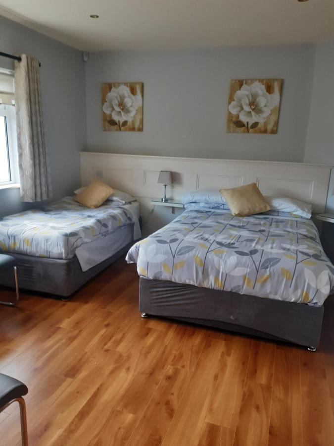Green Acres Guesthouse- Accommodation Only Lower Coolcorcoran Ngoại thất bức ảnh