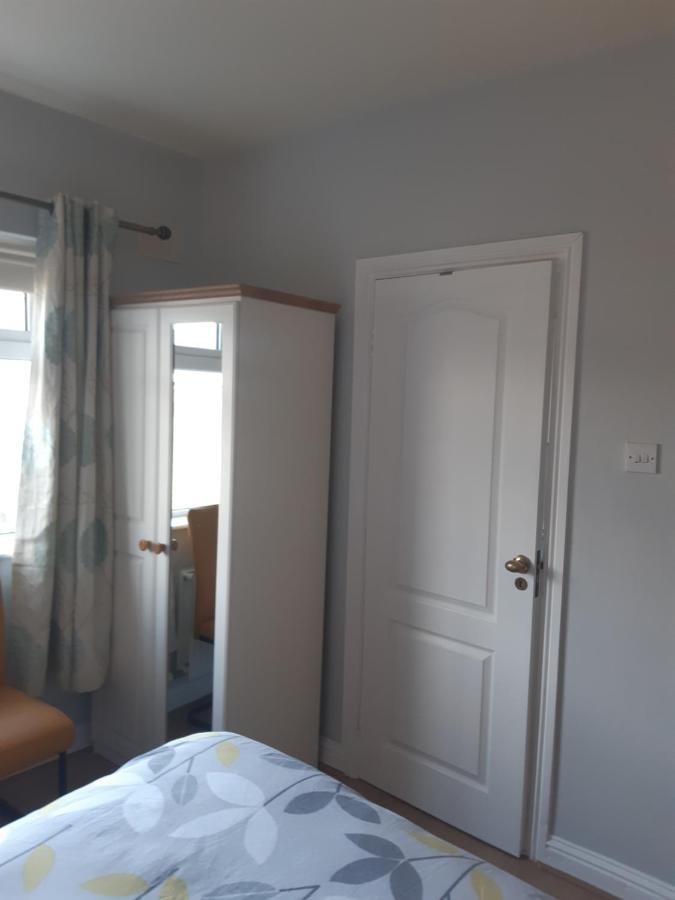 Green Acres Guesthouse- Accommodation Only Lower Coolcorcoran Ngoại thất bức ảnh